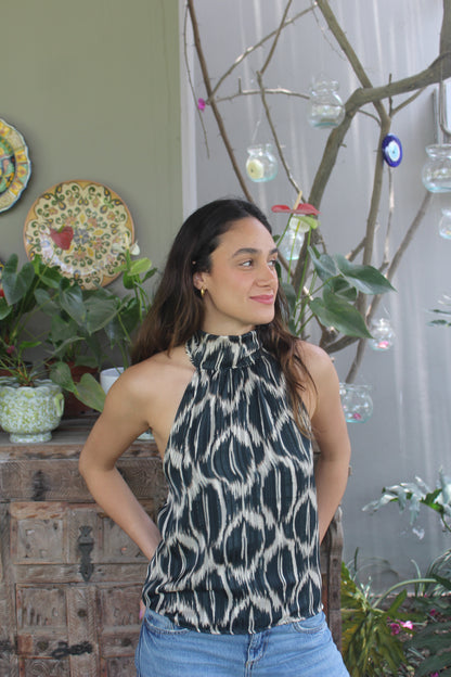 TOP VITTORIA CAIGUAS